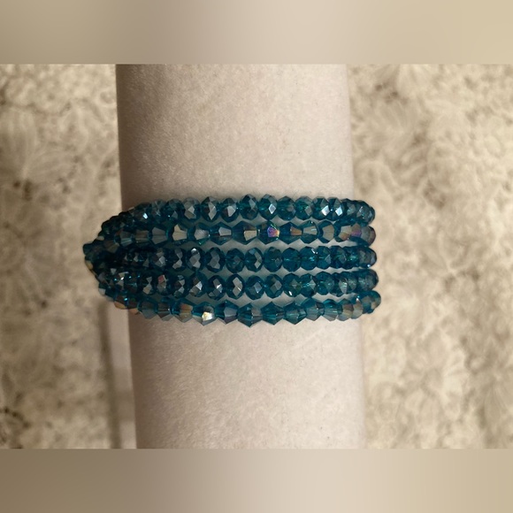 MAGNETIC CLASP Bracelet 5 Strands Dk TURQUOISE AB Austrian Crystals 7 1/2” NWT - Picture 4 of 14